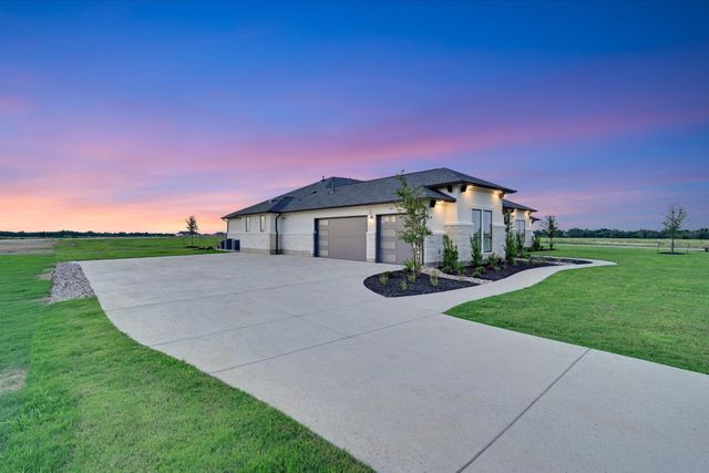 Bandera II by Giddens Homes - image