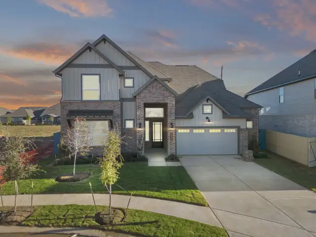 Rivercrest image