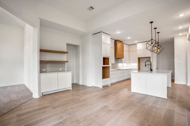 Reagan 3903 by J. Patrick Homes - image