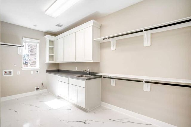 Madison 3475 by J. Patrick Homes - image