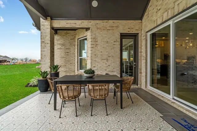 The Leeward by David Weekley Homes - image