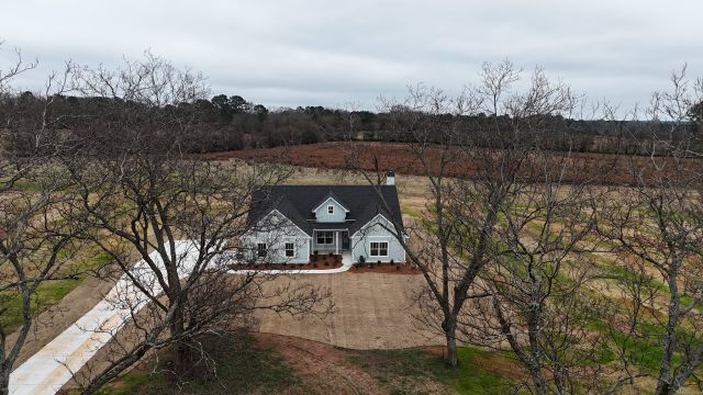 Rover Roc Farms image