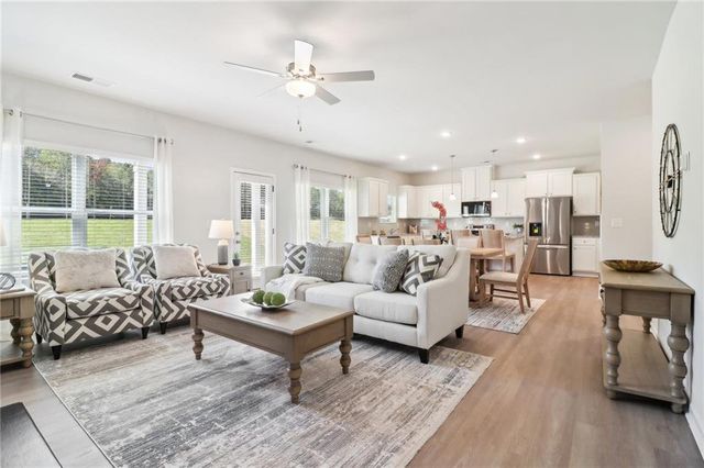 Stephen's Landing by Direct Residential Communities in Loganville - photo