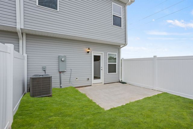 Nyomi - 14439 by Dream Finders Homes - image