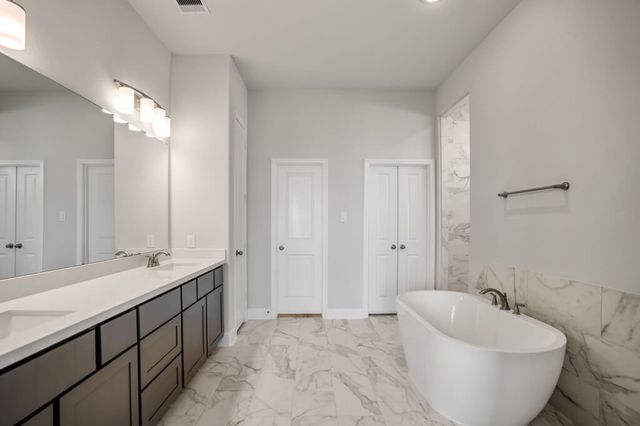 McKenzie 3437.3 by J. Patrick Homes - image