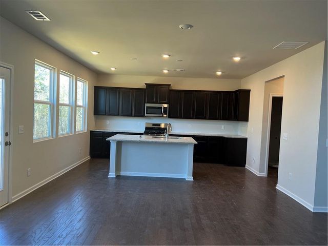 Creekside Landing image