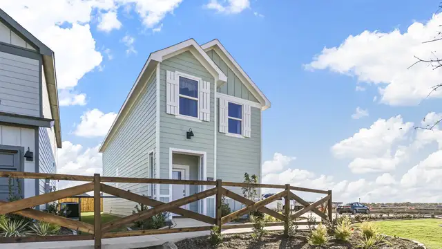 Altaria by D.R. Horton - image