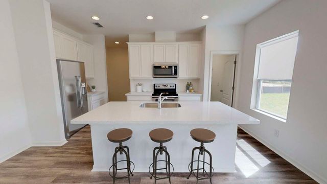 Hampton Oaks Traditional by Ashton Woods in Deltona - photo