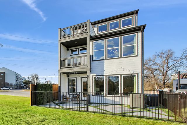 The Gavin by David Weekley Homes - image