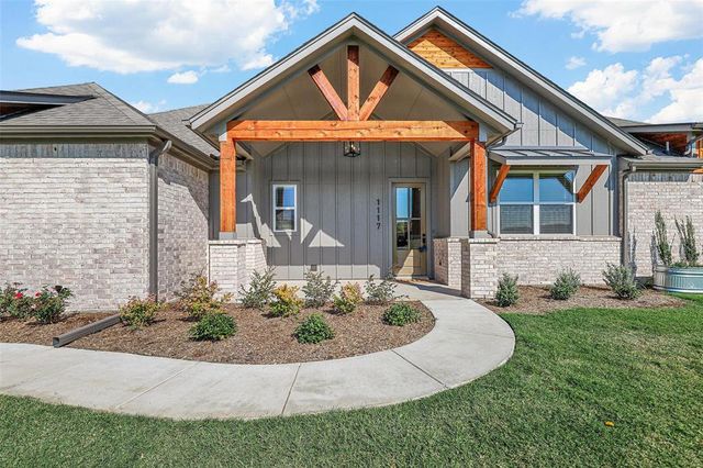 Silver Sage Farm by McBee Homes in Weatherford - photo