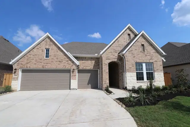 The Ridgegate by David Weekley Homes - image