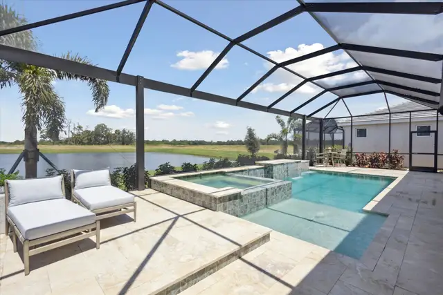 Biscayne II by Homes by WestBay - image