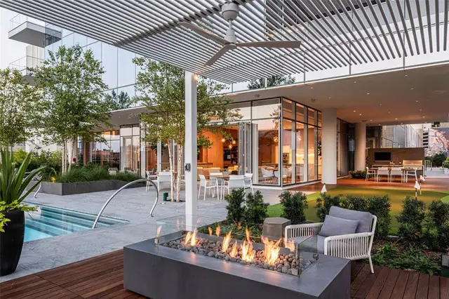 Hall Arts Residences image