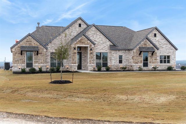 Vintage Oaks by Ashlyn Homes in Weatherford - photo