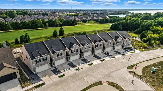 Heath Golf and Yacht Club image