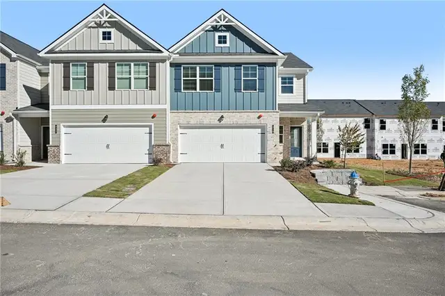 Chastain Heights image