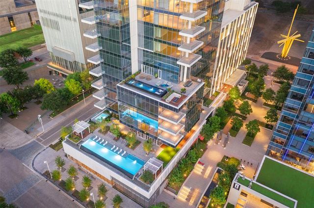 Hall Arts Residences image