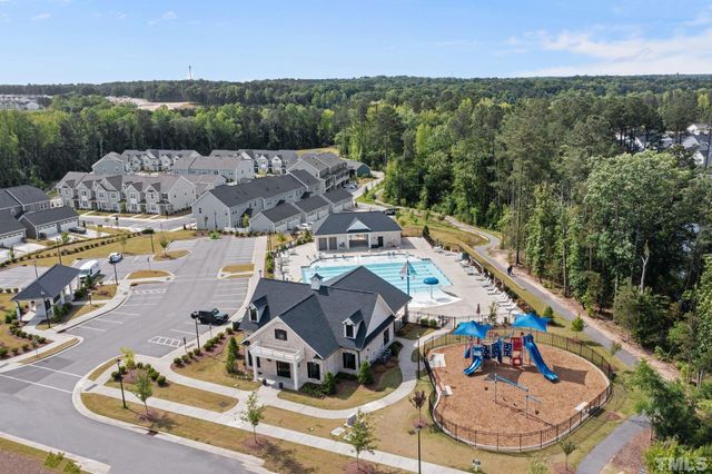 Tyler Gardens image